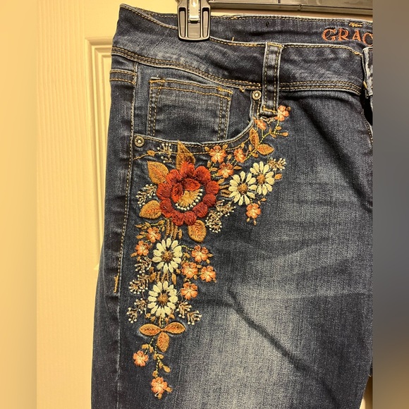 Grace Easy Fit Boot Cut Jeans - Size 32 - Picture 3 of 8